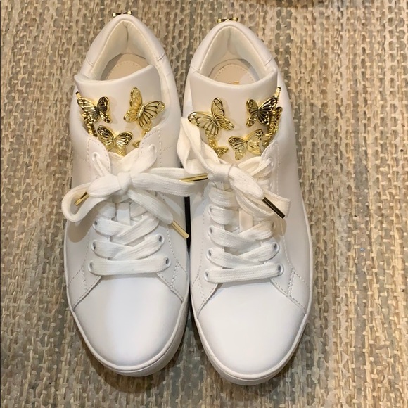 mindy butterfly appliqué leather sneaker